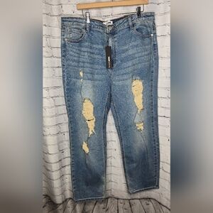 Fashion Nova Distressed Mom Jean‎ Size 16
